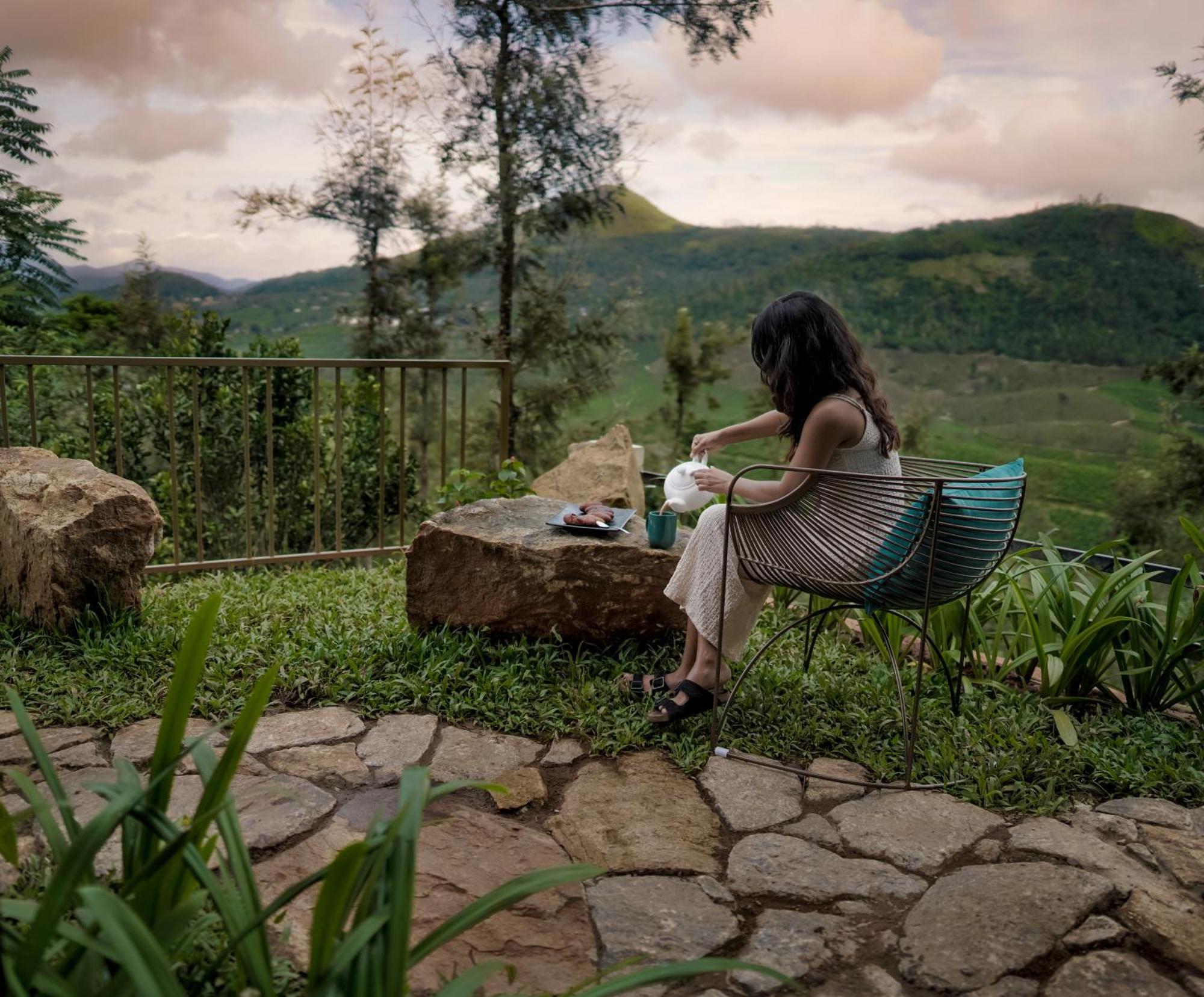 Tea & Tranquility By Moksha Stays Вагамон Екстериор снимка